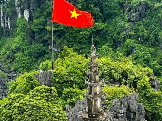 The Best of Vietnam & Laos 14 Days 13 Nights Private Package Tour