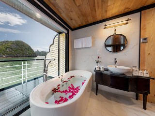 Bathtub