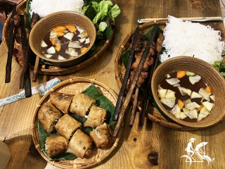 Hanoi Vespa Tour with Street food & Cyclo tour (4,5 hours) - Private tour - 35% off