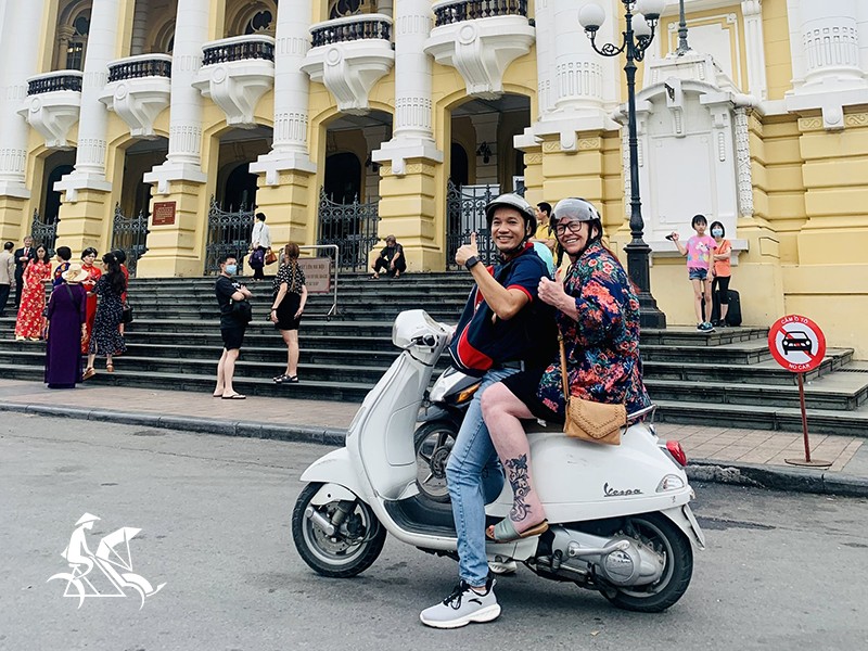 Hanoi Vespa Tour with Street food & Cyclo tour (4,5 hours) - Private tour - 35% off