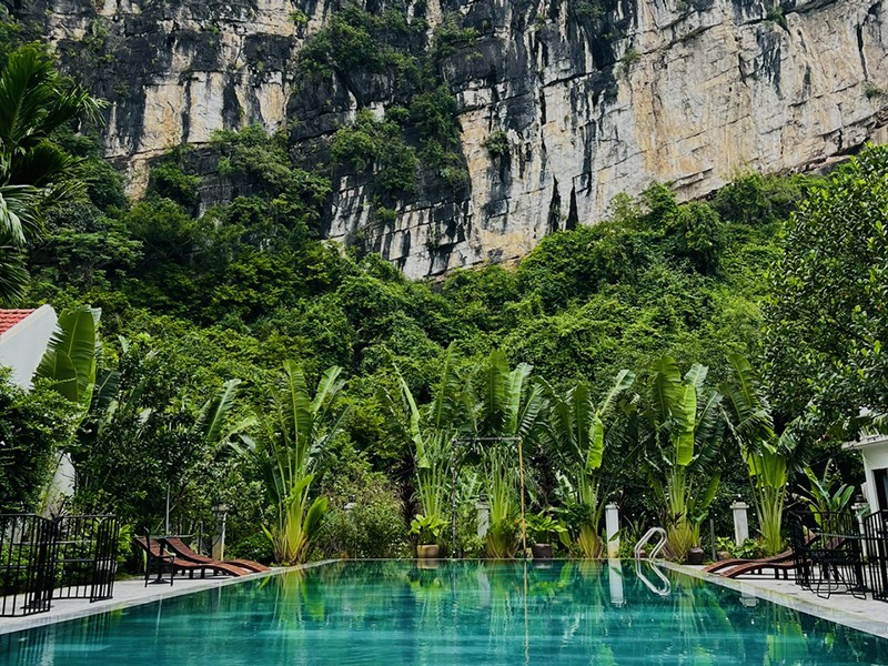 The Best of Vietnam & Laos 14 Days 13 Nights Private Package Tour