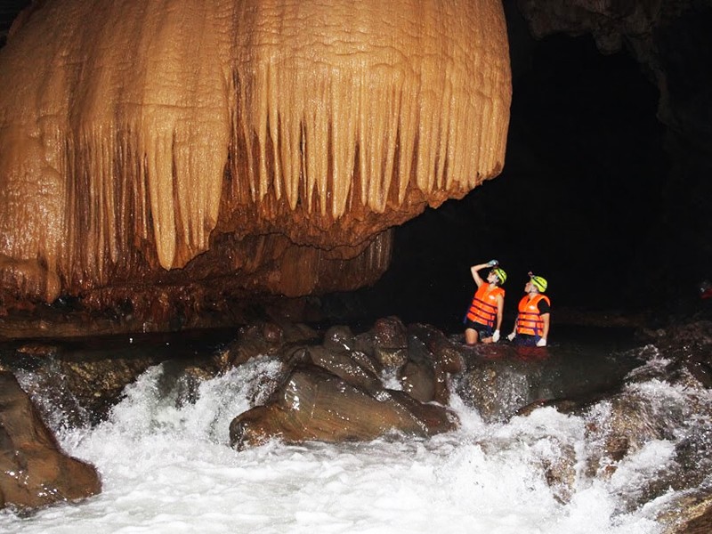 Ruc Mon Cave Adventure 1 Day Tour - Private tour