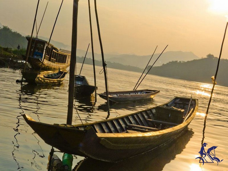 Laos at A Glance 8 Days Tour - Private tour - 25% off