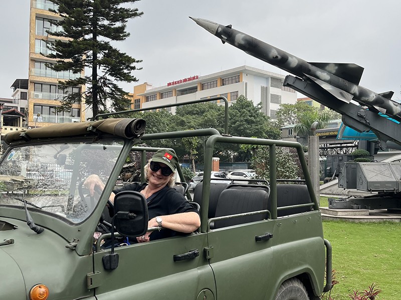 Hanoi City Jeep Tour Half-day: Food, Culture & Fun (4 hours)