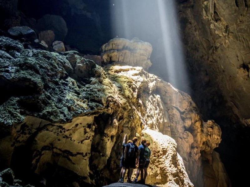 Exploring Paradise Cave 1 Day - Private tour - 25% off