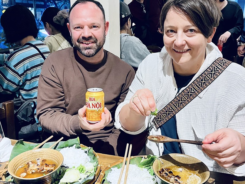 Hanoi After Dark Vespa Tour (4 hours): Street Foods & Drinks + Night Vibes + Lively Rides + Fun & Safe - All inclusive