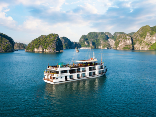 Ha Long Phoenix Cruiser