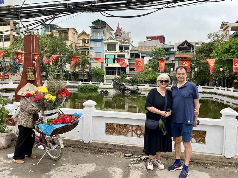 Hanoi City Jeep Tour Half-day: Food, Culture & Fun (4 hours)